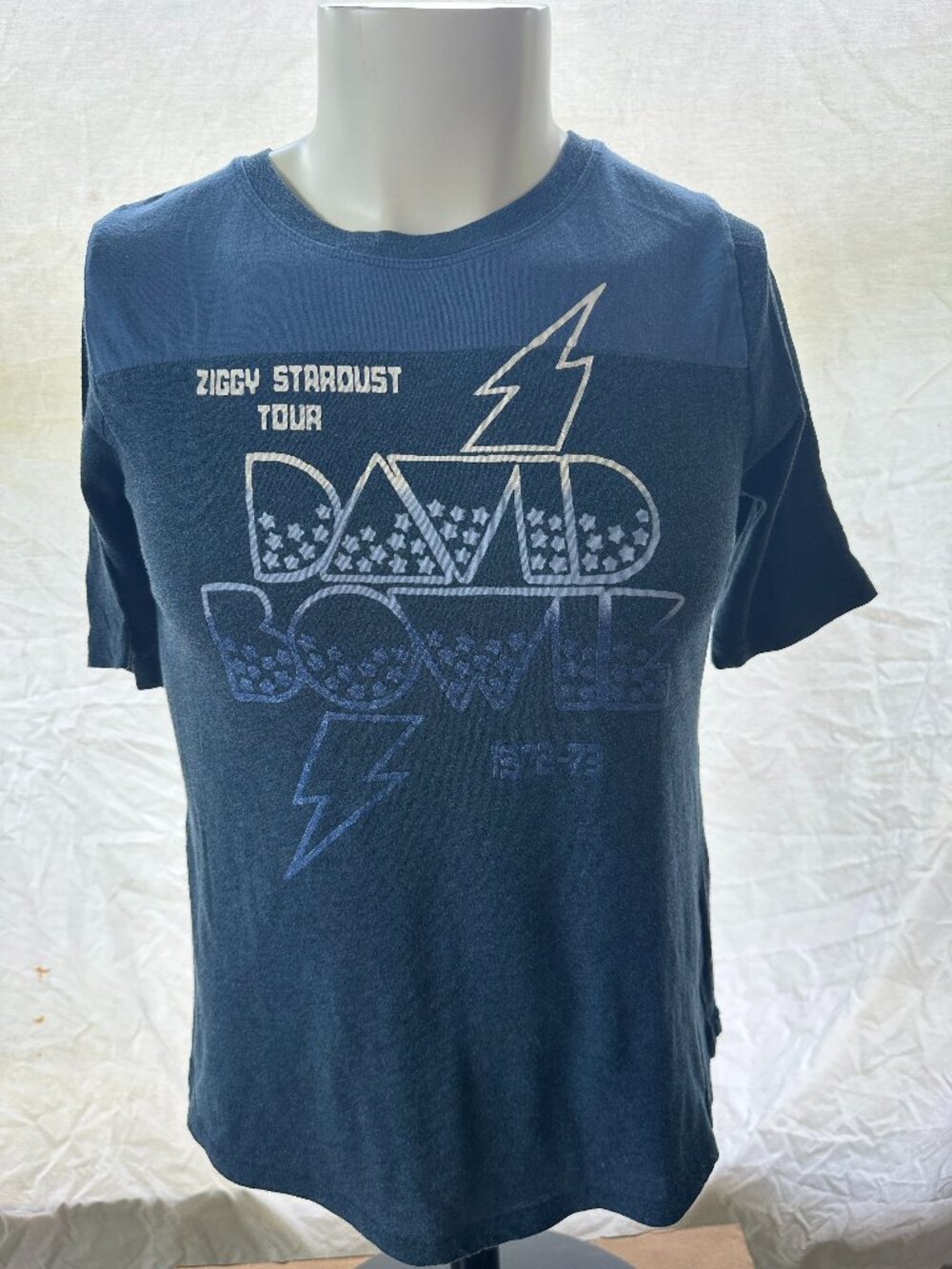Lucky Brand David Bowie Ziggy Stardust Tour 2018 Men's Blue Shirt Small